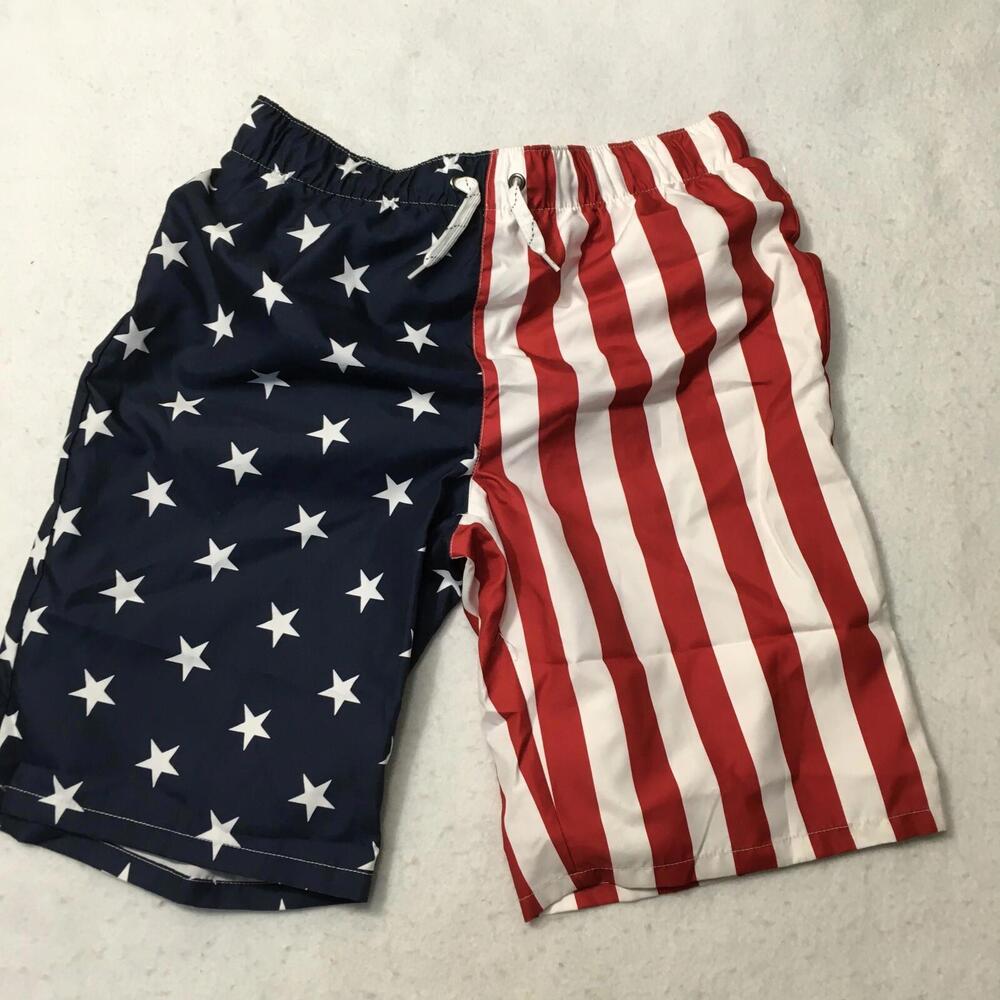 city street Shorts large 14/16 Red White Blue American USA Flag 4th of July